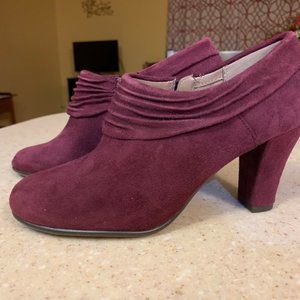 Aerosoles suede bootie, 6m